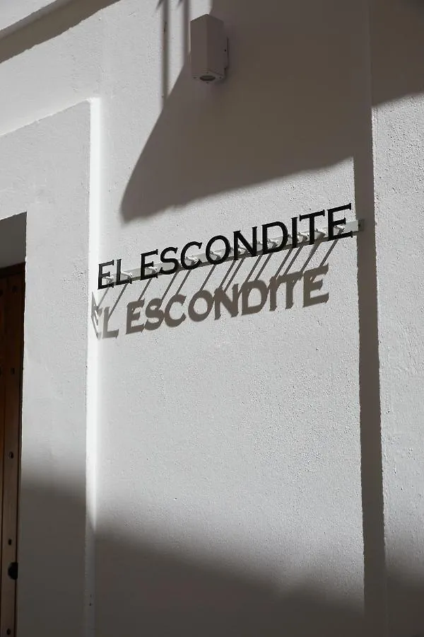 El Escondite Tarifa Bed & Breakfast