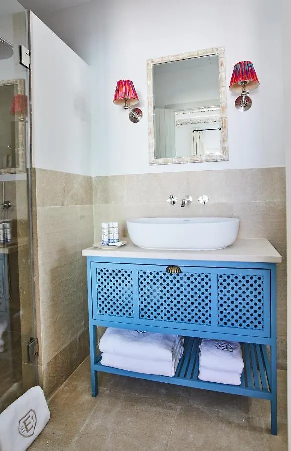 El Escondite Tarifa Bed & Breakfast